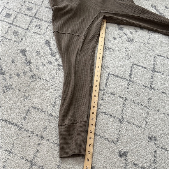 Twenty Montreal joggers pants waffle knit Size M - Picture 6 of 10